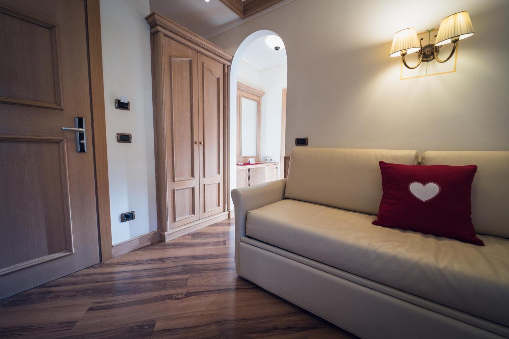 Hotel Alle Alpi Moena Ngoại thất bức ảnh