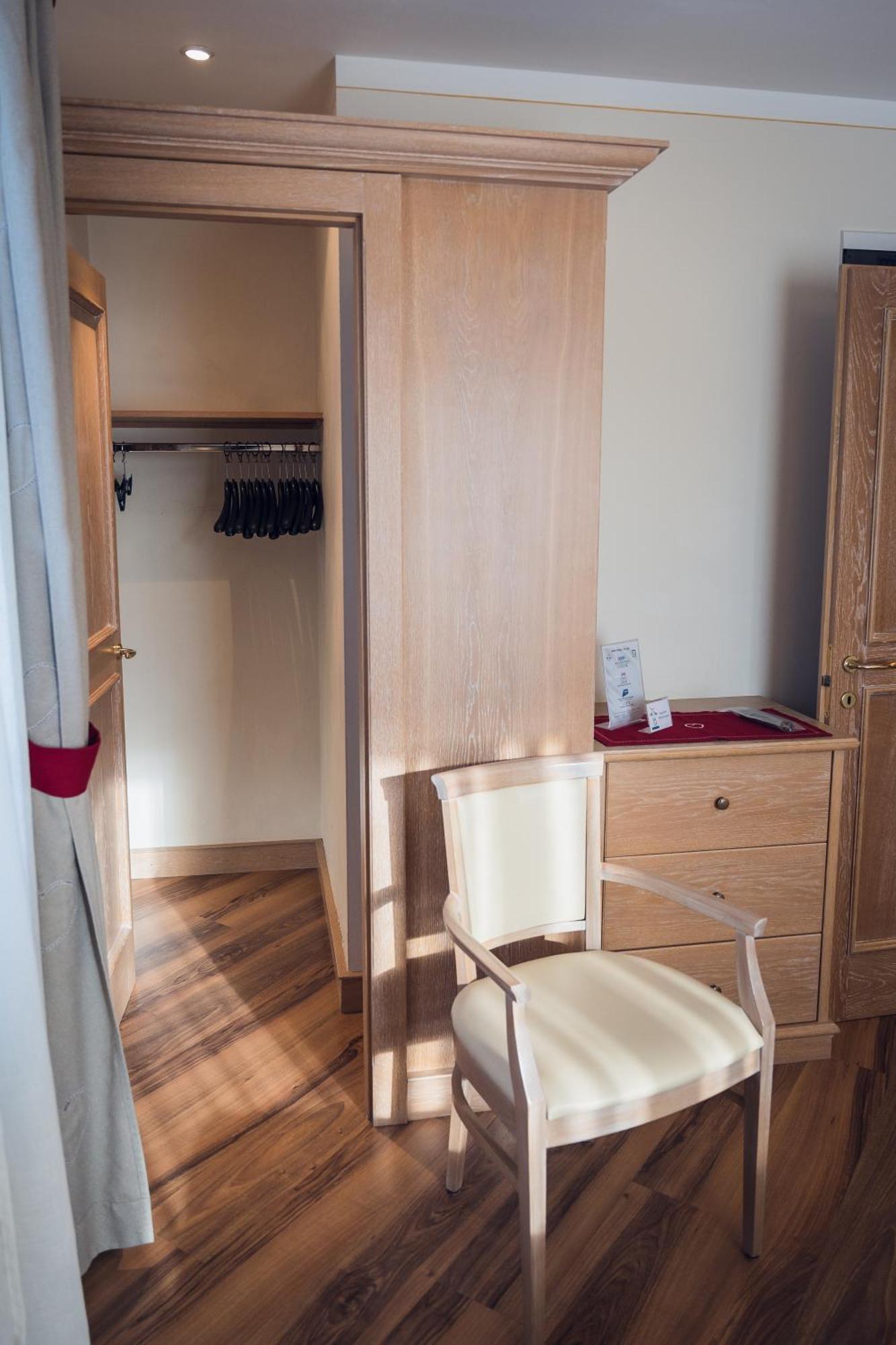 Hotel Alle Alpi Moena Ngoại thất bức ảnh