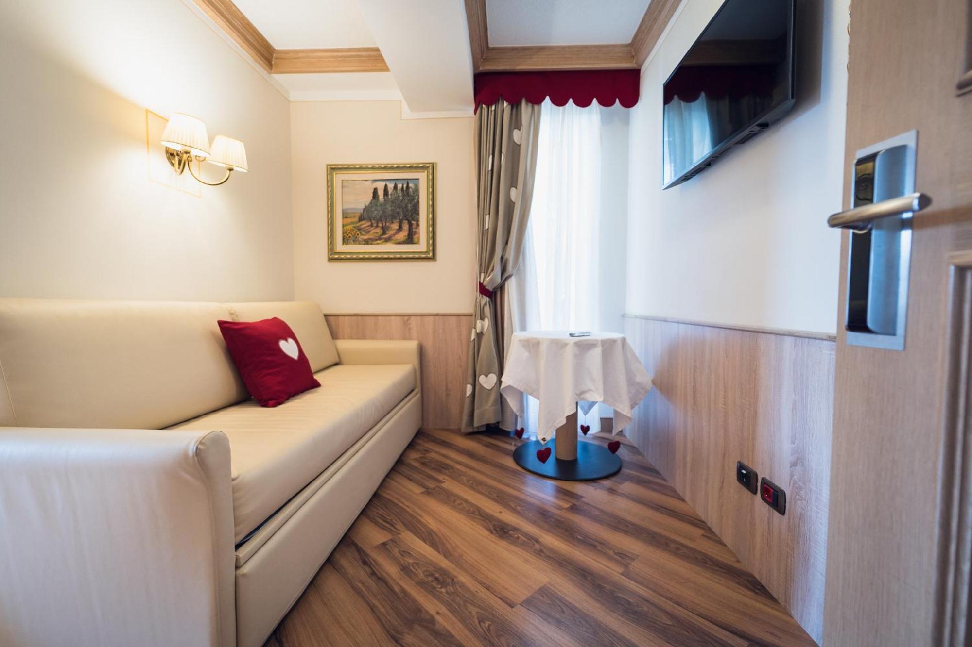 Hotel Alle Alpi Moena Ngoại thất bức ảnh