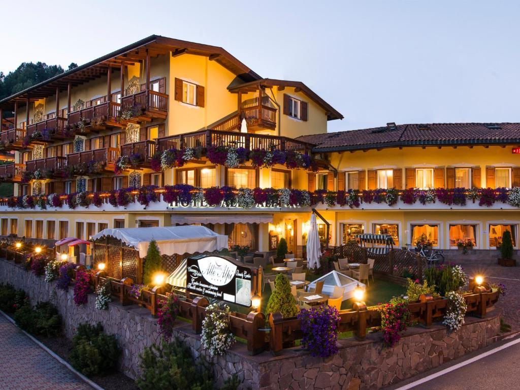 Hotel Alle Alpi Moena Ngoại thất bức ảnh